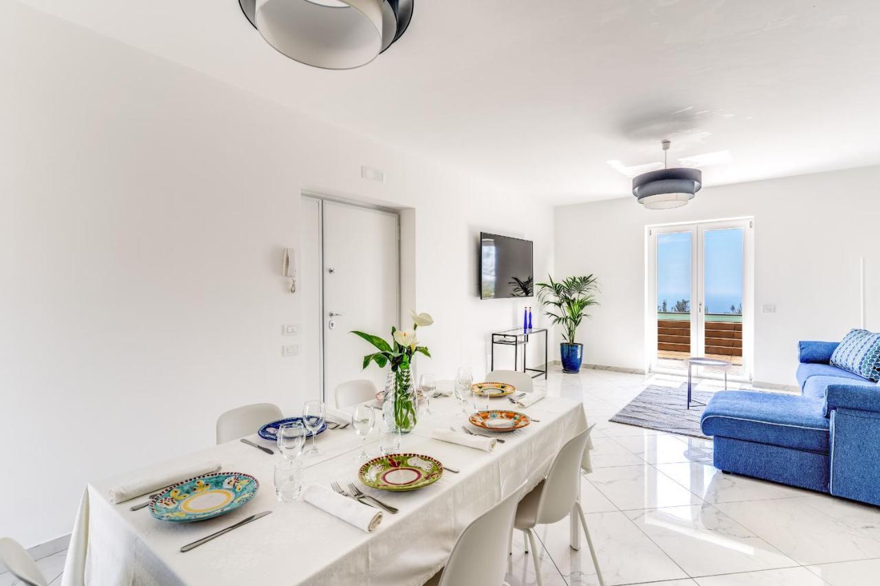 Villa Rusinella Minimalist Retreat With Sea Views Маса Лубрензе Екстериор снимка