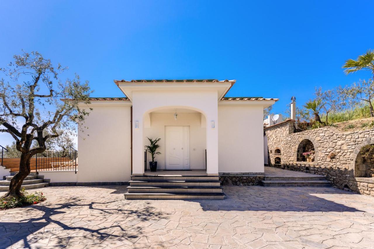 Villa Rusinella Minimalist Retreat With Sea Views Маса Лубрензе Екстериор снимка