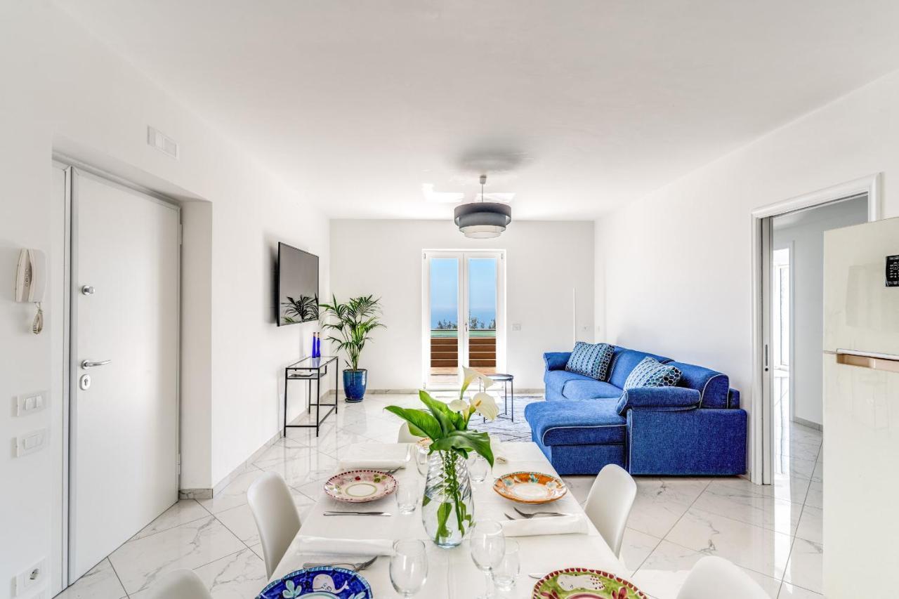 Villa Rusinella Minimalist Retreat With Sea Views Маса Лубрензе Екстериор снимка