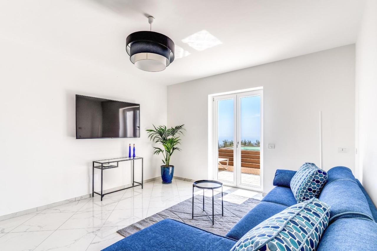 Villa Rusinella Minimalist Retreat With Sea Views Маса Лубрензе Екстериор снимка