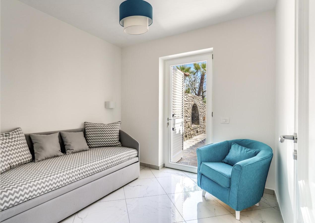 Villa Rusinella Minimalist Retreat With Sea Views Маса Лубрензе Екстериор снимка